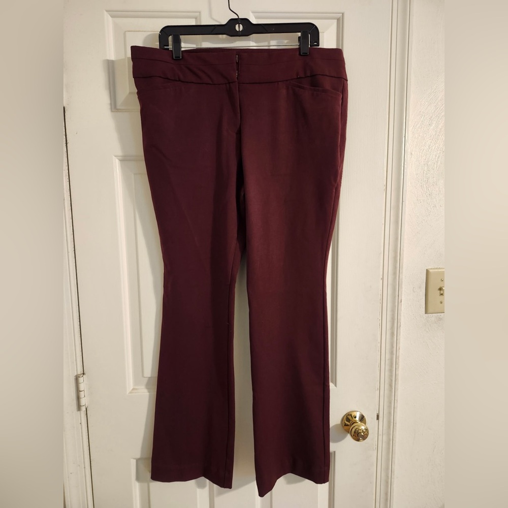 Worthington Modern Fit Burgundy Women's Pants
